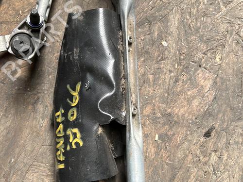 Used Front wiper motor FIAT PANDA (169_) 1.2 (169.AXB11, 169.AXB1A) (60 hp) 21338346