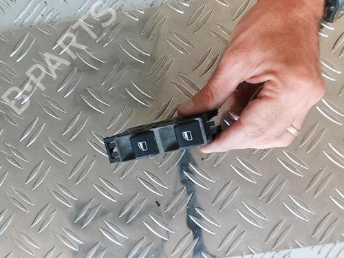 Switch BMW 3 Convertible (E46) 320 Ci | BP21348089I30 