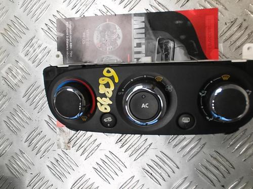 Used Climate control RENAULT CLIO IV (BH_) 1.5 dCi 75 (75 hp) 21332650