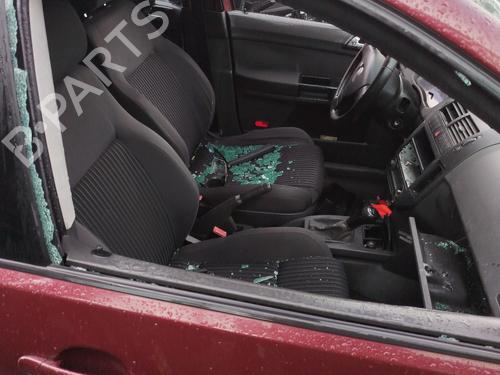 Brukte deler til VW POLO IV (9N_, 9A_) 1.4 16V (75 hp) 4435675