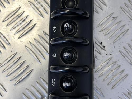 Used Switch MINI MINI (R50, R53) One D (75 hp) 21341258