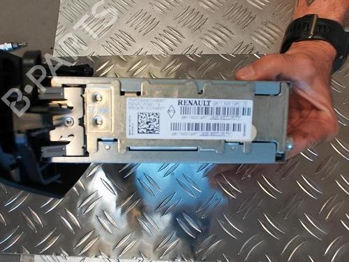 Radio RENAULT LAGUNA III (BT0/1) 2.0 dCi (BT01, BT08, BT09, BT0E, BT0K, BT12, BT1C, BT1D,... | BP21348127E6 