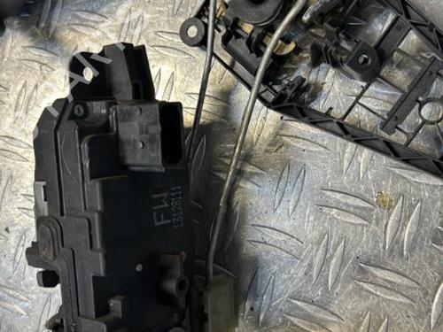 Front left lock OPEL ASTRA H (A04) 1.7 CDTI (L48) | BP21329494C98 
