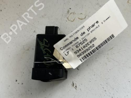 Used Headlight switch HYUNDAI TUCSON (JM) 2.0 CRDi (140 hp) 21337590