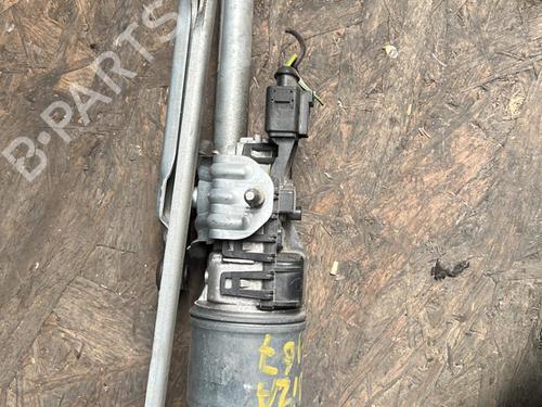 Used Front wiper motor SEAT IBIZA IV (6J5, 6P1) 1.2 TDI (75 hp) 21338347