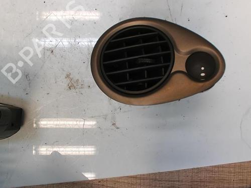 Air vent RENAULT CLIO III (BR0/1, CR0/1) 1.5 dCi (BR17, CR17) | BP21847772I21 