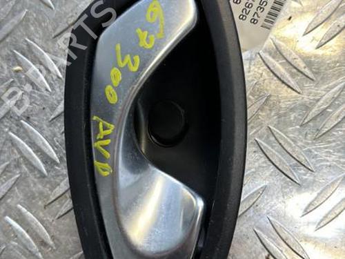 Used Front right interior door handle RENAULT CLIO IV (BH_) 0.9 TCe 90 (BHNF, BHMA, BHMH, BHJK, BHJR) (90 hp) 21357441