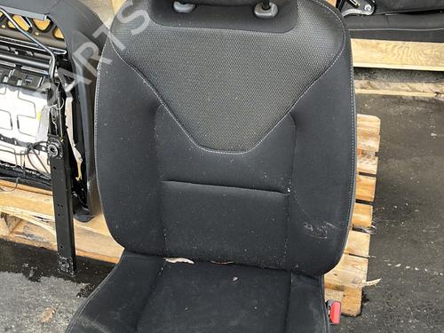 Right front seat RENAULT CLIO IV (BH_) 1.5 dCi 90 | BP22596676C16 