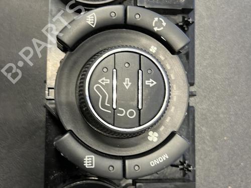 Used Climate control PEUGEOT 308 SW I (4E_, 4H_) 1.6 HDi (90 hp) 21330963