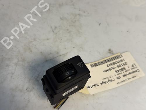 Used Headlight switch NISSAN MICRA III (K12) 1.5 dCi (86 hp) 25133592