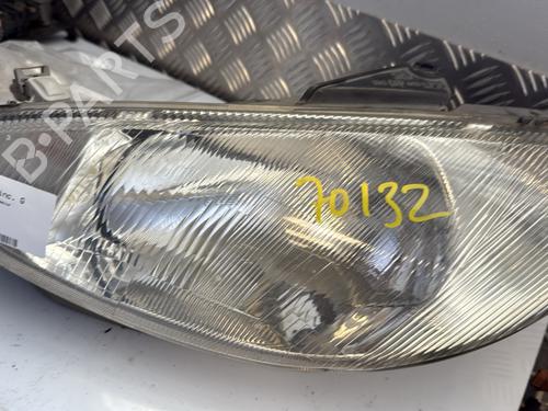 Used Left headlight PEUGEOT 206 Hatchback (2A/C) 1.4 i (75 hp) 27589768