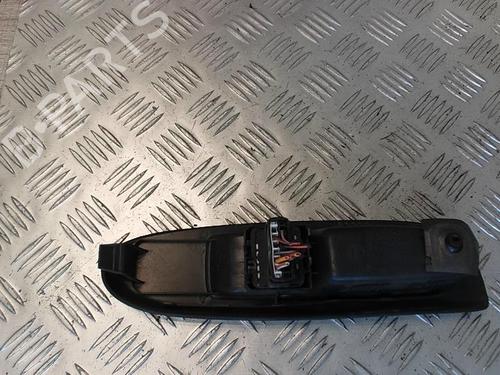 Used Left front window switch RENAULT CLIO II (BB_, CB_) 1.5 dCi (B/CB3M) (64 hp) 21356003