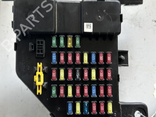 Used Electronic module HYUNDAI TUCSON (JM) 2.0 CRDi (140 hp) 21337535