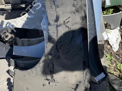 Left front fenders BMW 1 (E87) 118 d | BP21350985C41 