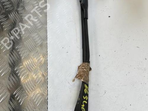 Used Front windshield wiper arm BMW 1 (E87) 118 d (122 hp) 21357549