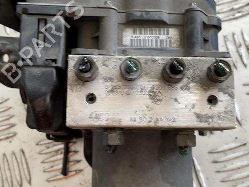 Used ABS pump RENAULT MEGANE II (BM0/1_, CM0/1_) 1.5 dCi (BM1E, CM1E) (106 hp) 21334887