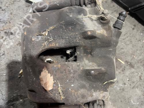 Used Right front brake caliper Right front brake caliper 39213286 39213286