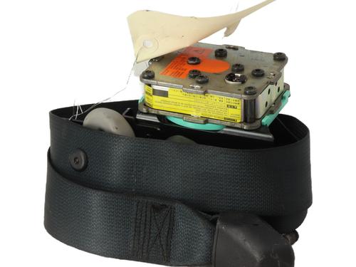 Used Front right seatbelt Front right seatbelt TOYOTA YARIS (_P9_) 1.33 VVT-i (NSP90_, NSP90R) (100 hp) 36029982 36029982