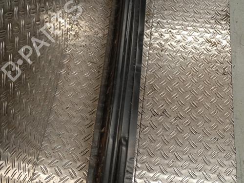 Used Rear bumper reinforcement VW GOLF VI (5K1) 1.4 TSI (122 hp) 25261105