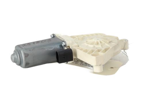 Used Left front window motor MERCEDES-BENZ A-CLASS (W169) A 170 (169.032, 169.332) (116 hp) 25597302