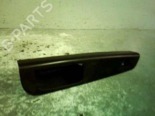 Used Right front window switch KIA CEE'D SW (ED) [2007-2012]  21369639