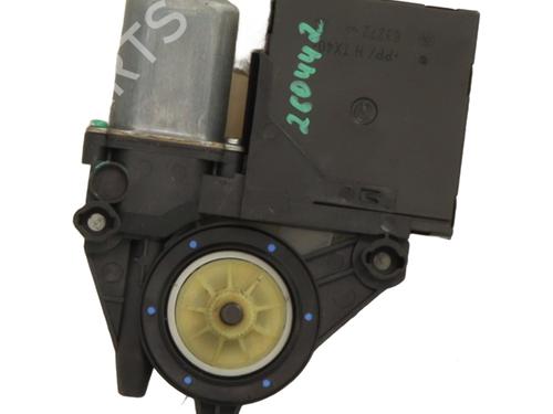 Right front window motor VW GOLF V (1K1) 1.9 TDI | BP32764560E20 - Image 3