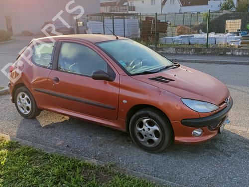 Brukte deler til PEUGEOT 206 Hatchback (2A/C) 1.4 i (75 hp) 4343184