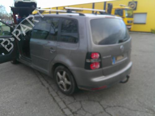 Right front window motor VW TOURAN (1T1, 1T2) 1.9 TDI | BP24331547E20 