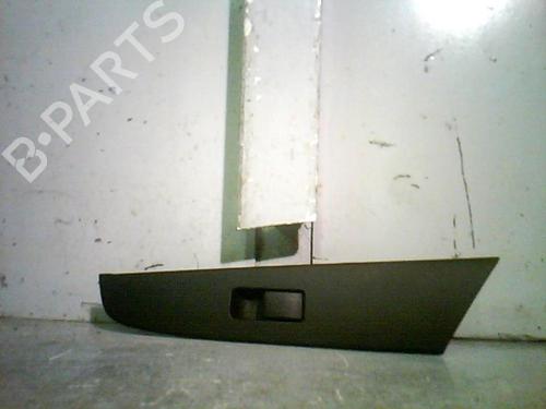 Pulsantiera posteriore destra MAZDA 3 Saloon (BK) 1.6 (BK12) (105 hp) 21362470
