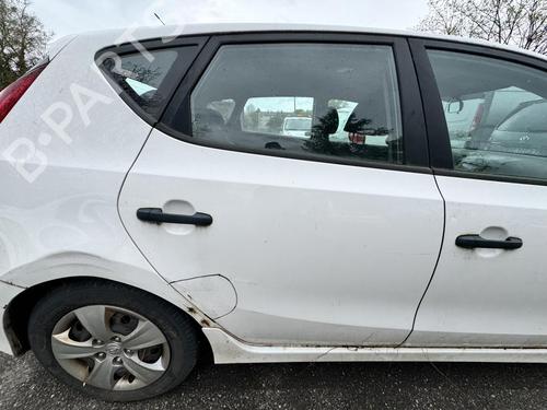 Right rear door HYUNDAI i30 (FD) 1.6 CRDi | BP21371925C5 