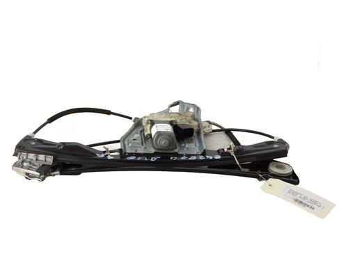 Used Left front window motor MERCEDES-BENZ C-CLASS (W203) C 220 CDI (203.008) (150 hp) 21300735
