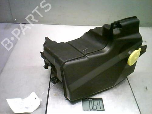 Used Windscreen washer tank MAZDA 6 Hatchback (GG) 2.0 DI (GG14) (121 hp) 21309889