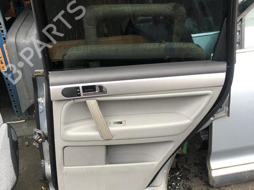 Right rear door VW TOUAREG (7LA, 7L6, 7L7) 3.2 V6 7L0833056M