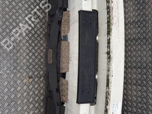 Used Front bumper LAND ROVER RANGE ROVER SPORT I (L320) 3.0 D 4x4 (245 hp) 26889809
