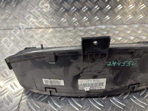 Used Instrument cluster DAEWOO WINSTORM 2.0 D 4x4 (150 hp) 21890194