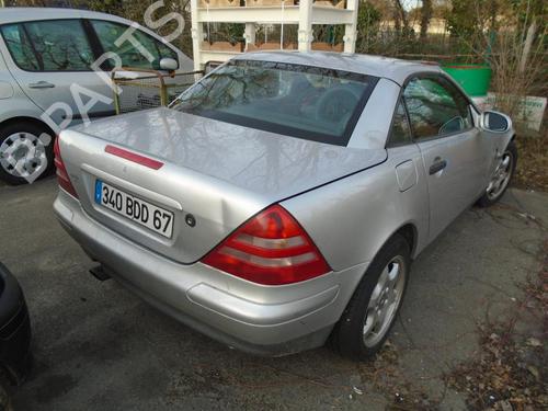 Fuel flap MERCEDES-BENZ SLK (R170) 200 (170.435) | BP21321117C131