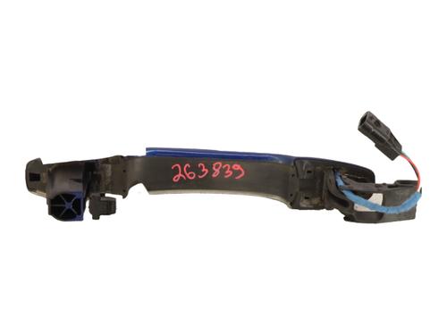 front-right-exterior-door-handle-renault-megane-iv-hatchback-b9amn_-2015-40247989 main image