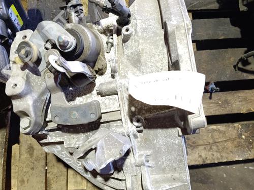 gearbox-opel-astra-j-p10-2009-2010-2011-2012-2013-2014-2015-2016-24932039 main image