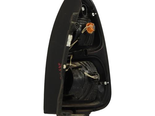 left-taillight-citroen-c3-picasso-sh_-2008-38607864 main image