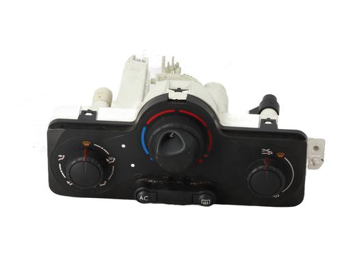 Used Climate control RENAULT CLIO III (BR0/1, CR0/1) 1.5 dCi (BR17, CR17) (86 hp) 27802503