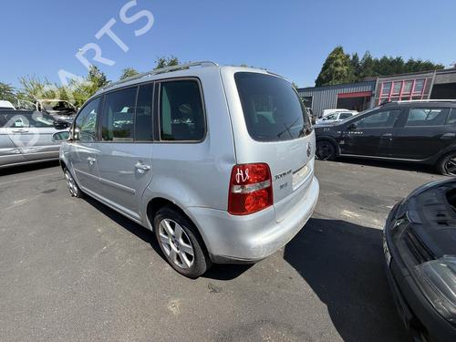 Right front window motor VW TOURAN (1T1, 1T2) 2.0 TDI | BP27258268E20 