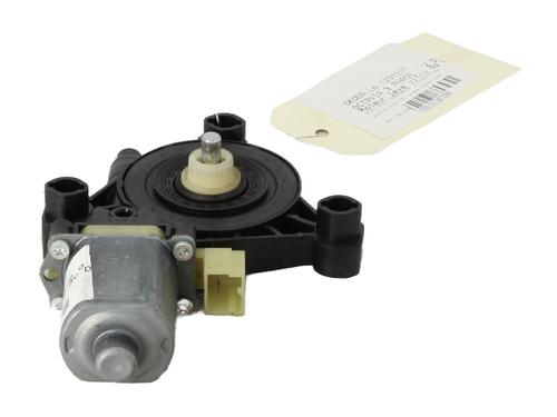 Used Right front window motor Right front window motor SKODA OCTAVIA III (5E3, NL3, NR3) 2.0 TDI RS (184 hp) 21303240 21303240