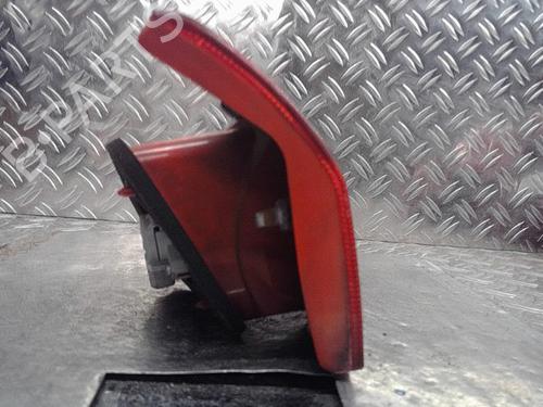 Used Left tailgate light Left tailgate light ALFA ROMEO 147 (937_) 1.9 JTD (937.AXD1A, 937.BXD1A, 937.AXV1A, 937.BXB1A,... (115 hp) 21364705 21364705