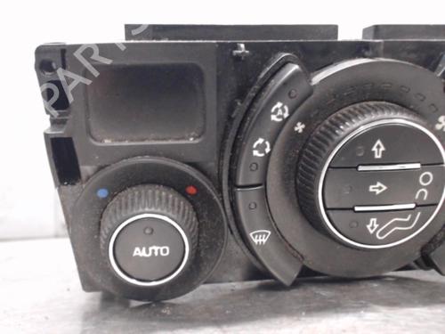 Climate control PEUGEOT 5008 (0U_, 0E_) 2.0 HDi | BP21308210I5 