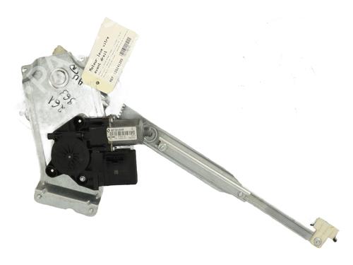 right-front-window-motor-renault-megane-iii-hatchback-bz01_-b3_-2008-36652543 main image