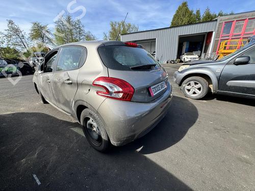 Fuse box PEUGEOT 208 I (CA_, CC_) 1.4 HDi | BP21312163E1 