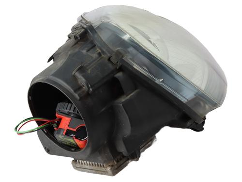 Right headlight VW GOLF V (1K1) 2.0 TDI | BP27329535C29 