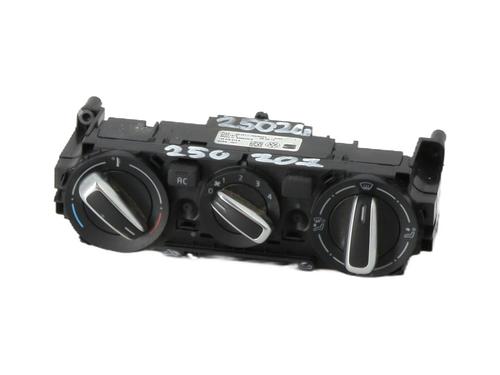 Used Climate control VW UP! (121, 122, BL1, BL2, BL3, 123) 1.0 (60 hp) 23817172