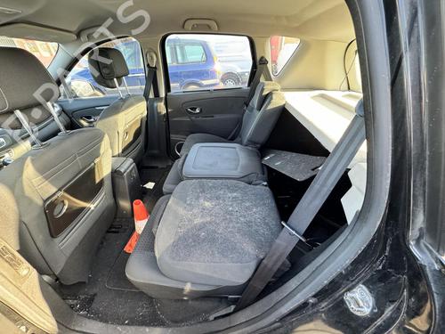 Left tailgate light RENAULT SCÉNIC III (JZ0/1_) 1.5 dCi | BP21309124C79