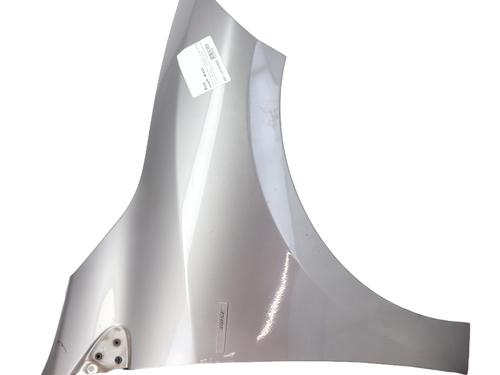 Guarda-lamas direito Guarda-lamas direito RENAULT MEGANE III Grandtour (KZ0/1) 1.9 dCi (KZ0J, KZ0N, KZ1S) (131 hp) 35824959 35824959